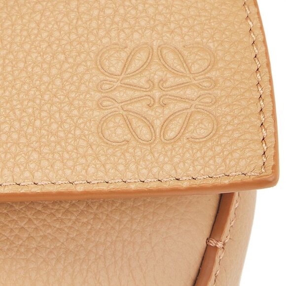 LOEWE TOFFEE PUZZLE EDGE BAG - Picture 6 of 15